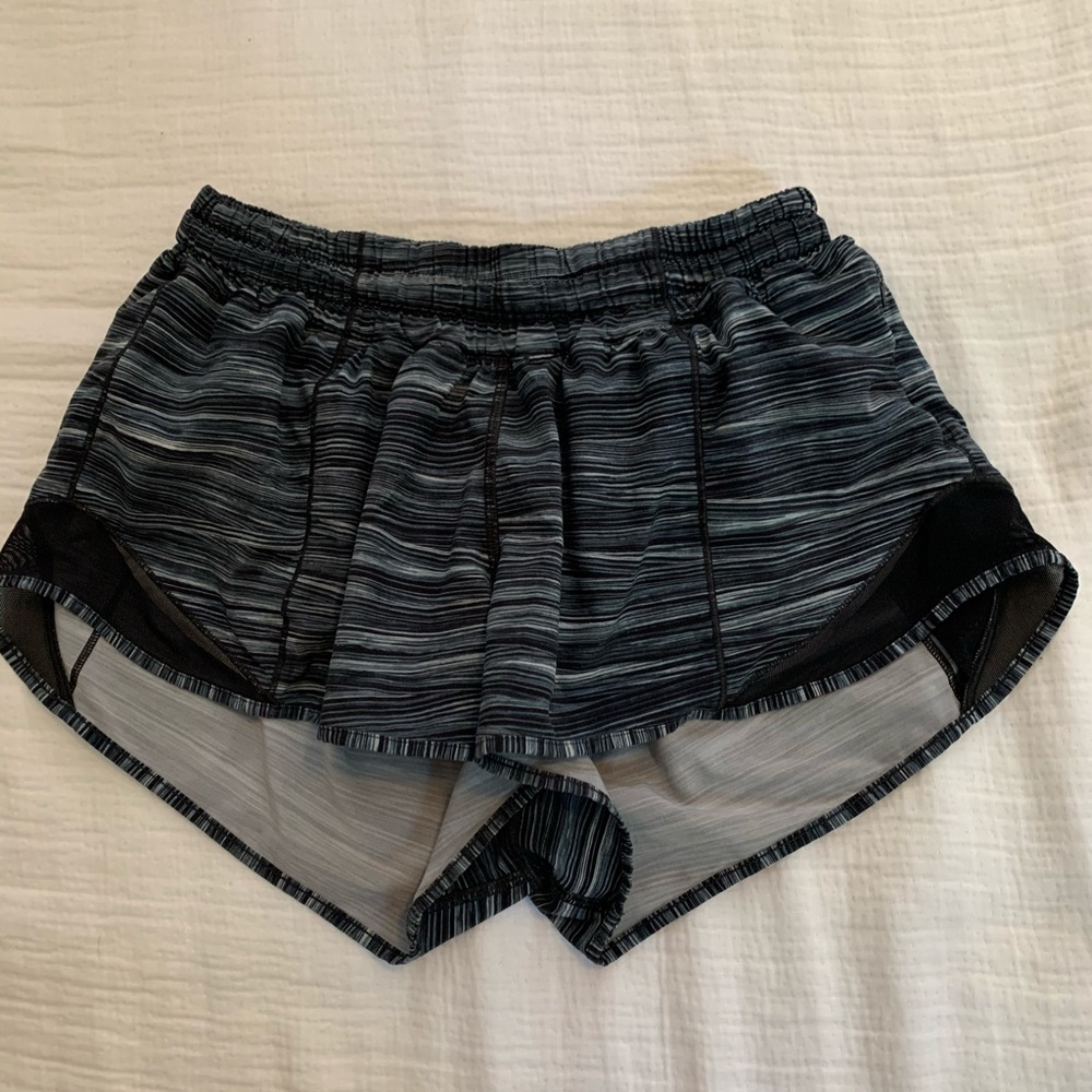 Lululemon Hotty Hot II Shorts